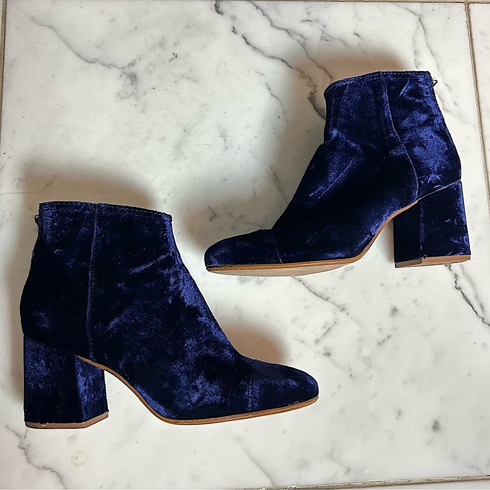 Sam Edelman The Jillian Boot Crushed Velvet Navy Blue Zipper Back Pull Size 6.5 - Picture 1 of 11